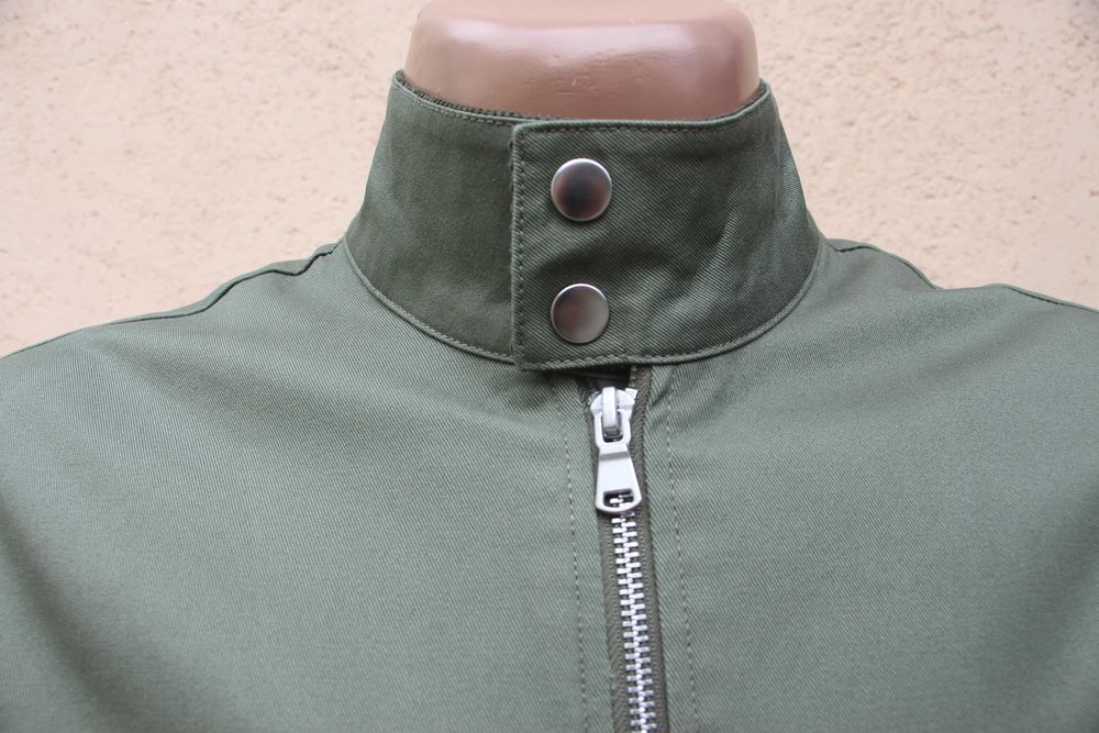 Нова вітровка Asos в стилі мілітарі, хакі