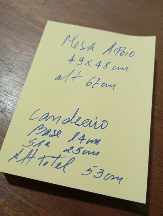 Mesa apoio mogno
