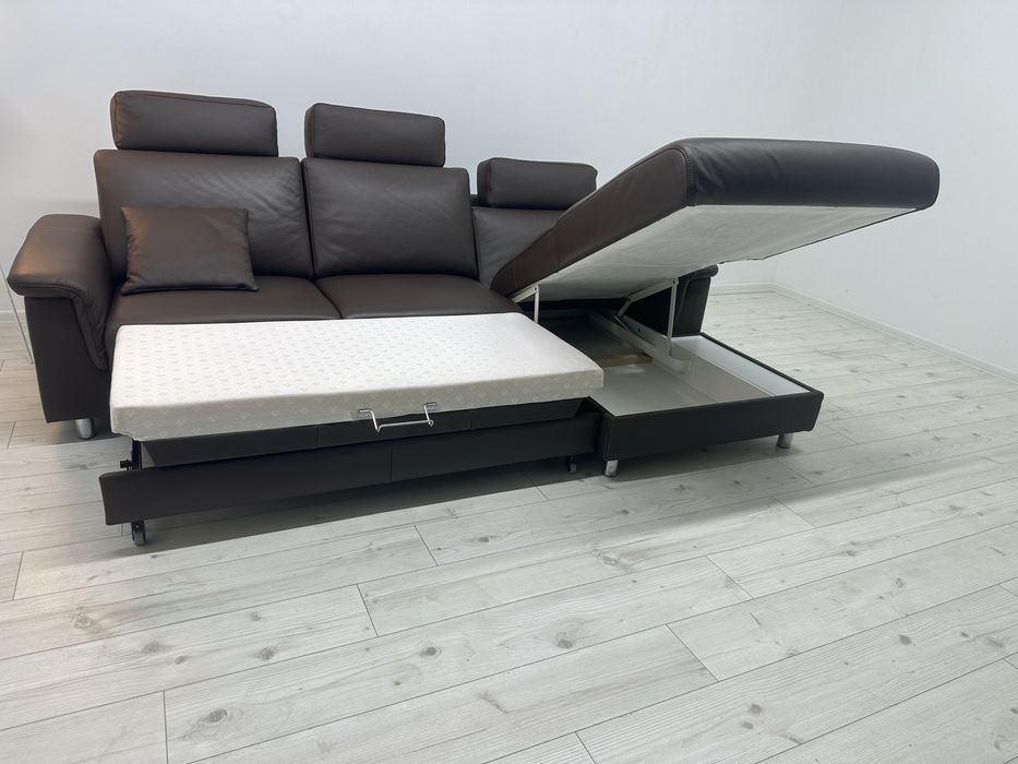 Розкладний,шкіряний з Європи