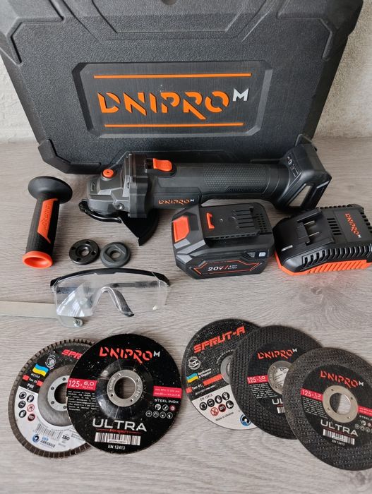 Акамуляторна болгарка