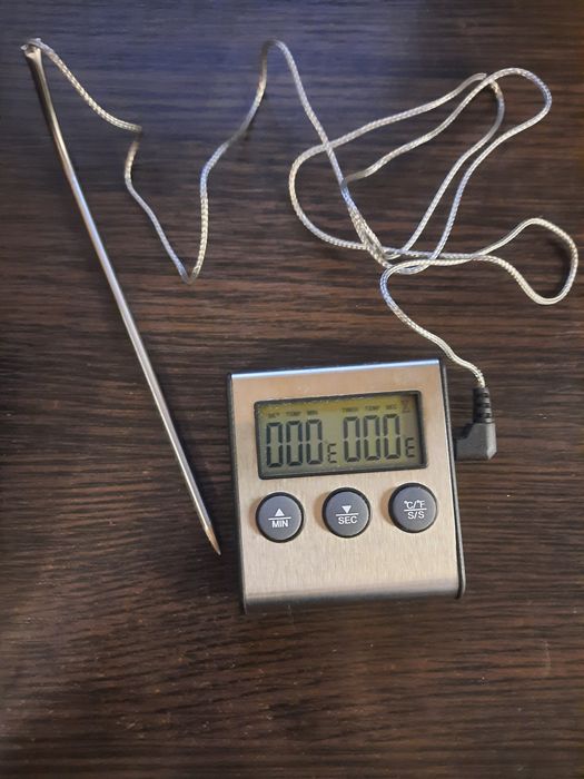 Цифровой кухонный термометр с таймером и выносным щупом для духовки