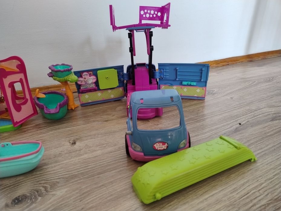 Zabawki Polly  domek i samochód