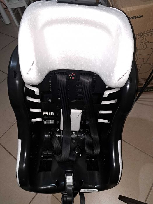 Cadeira rotativa Joie Spin 360 com isofix