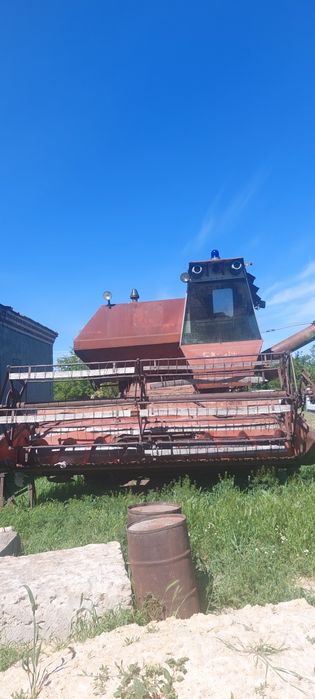 Комбайн Комбайн Комбайн