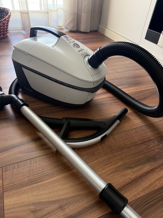 Aspirador Nilfisk Elite 1800 W