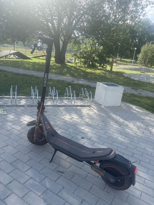 Hulajnoga xiaomi scooter 6 pro
