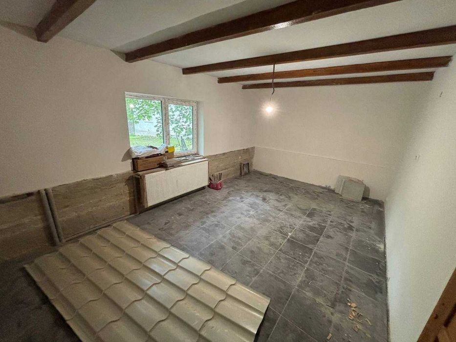 Продаж приміщення 600м². Яремче. Центр. Комунікації. Опалення. Бізнес