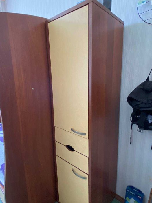 Продам набір меблів для підлітків