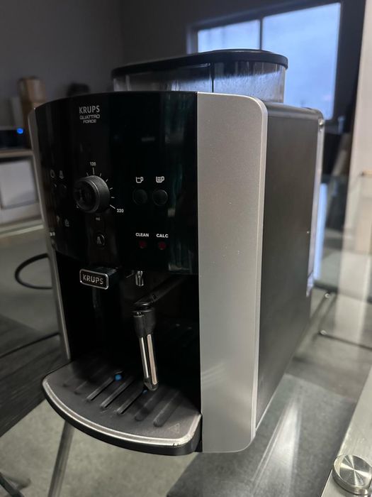 Máquina de Café Automática KRUPS