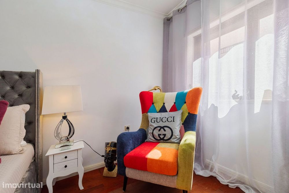 Paivas / Amora - Apartamento T3 Com Garagem