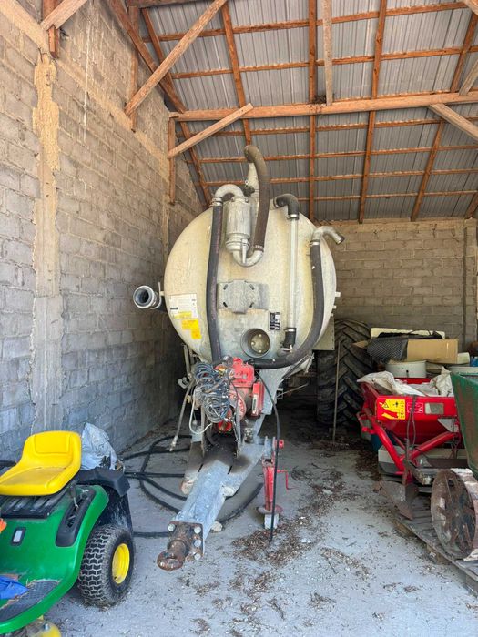 Pichon Beczka Wóz asenizacyjny 12000L