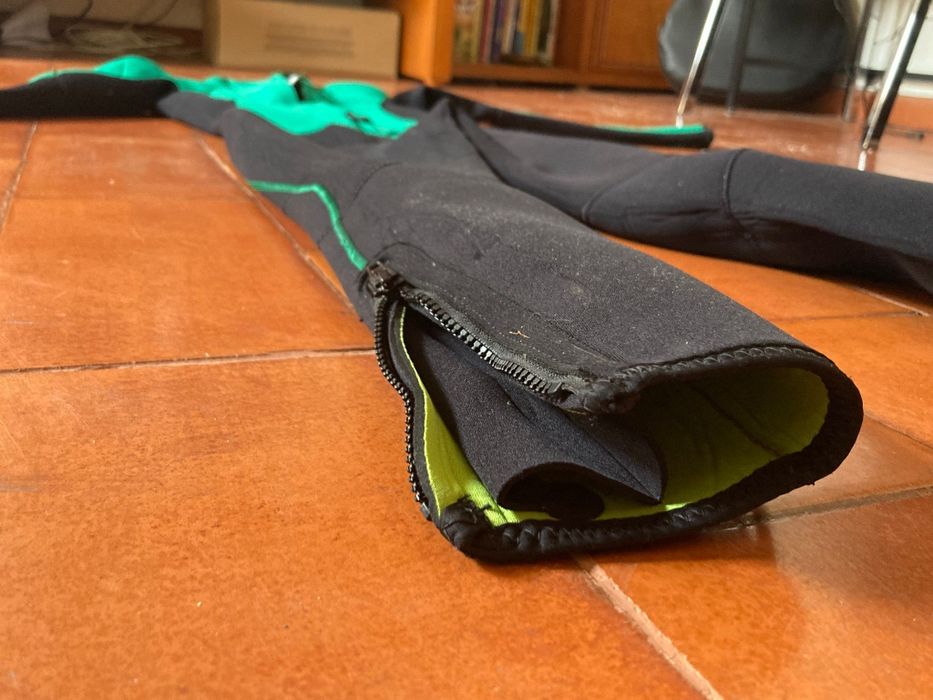 Fato de surf 12 anos