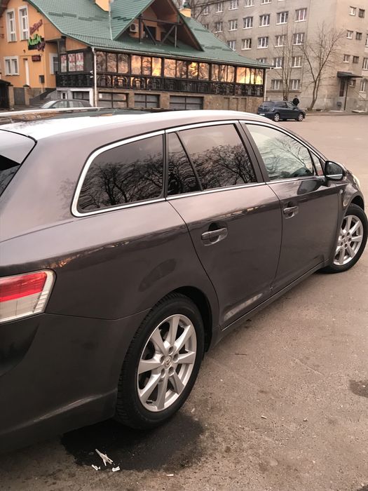 Тойота Авенсіс D-CAT 2.2 дизель