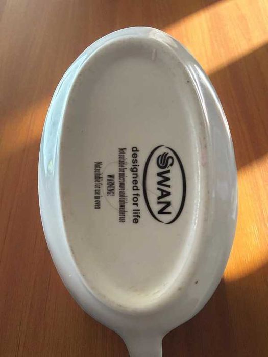 Swan sosjerka z talerzykiem