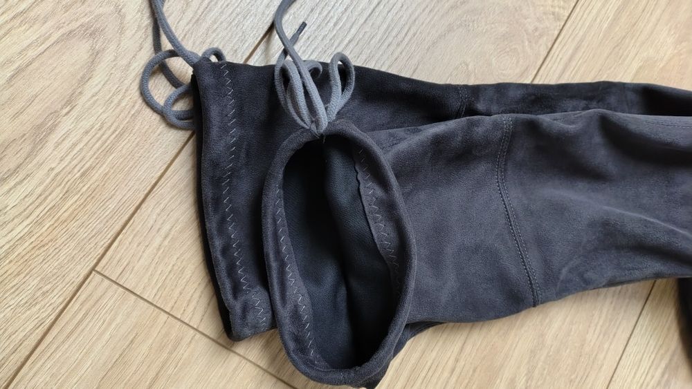 Kozaki R. Polański, grafitowe r. 40