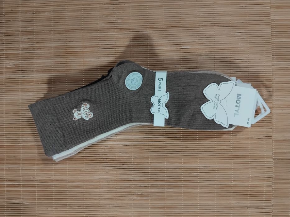 5 Par Stylowe Skarpety Damskie Bawełniane z Haftowanym  Misiem  39-42