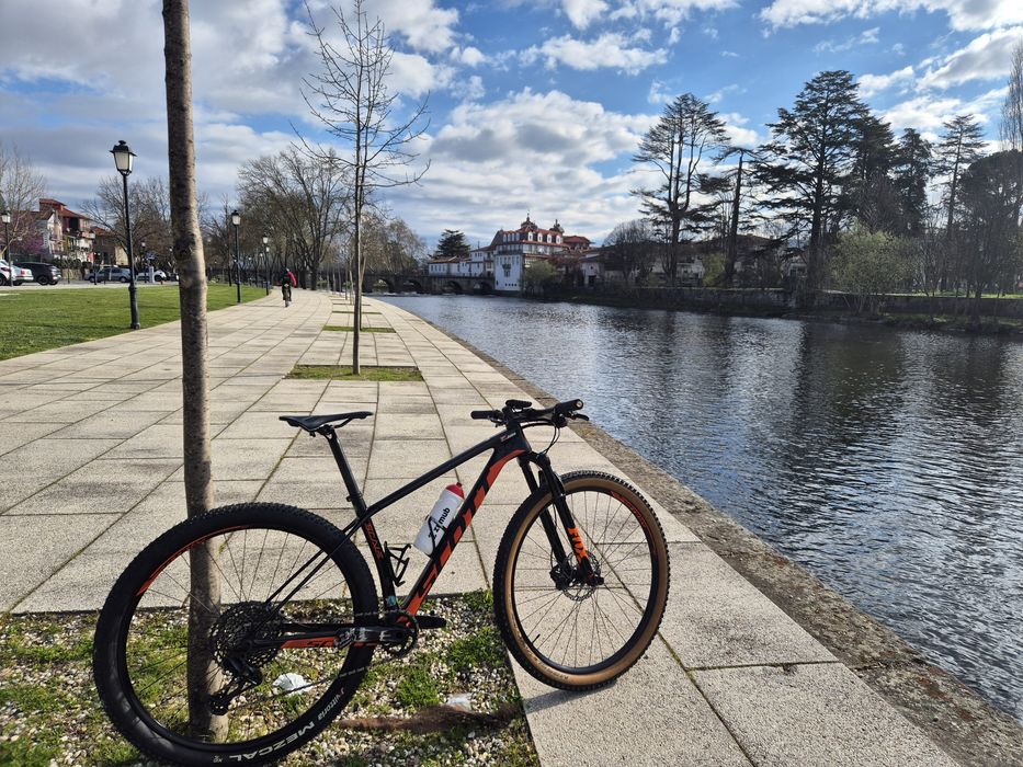 Vendo bicicleta de btt