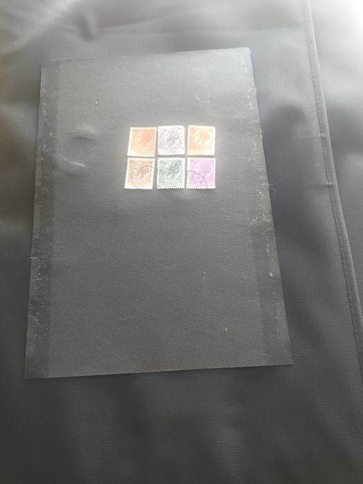 Selos raros, discos vinis e carro