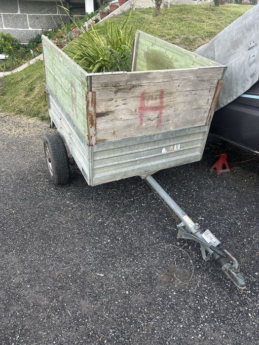 Atrelado de 600kg