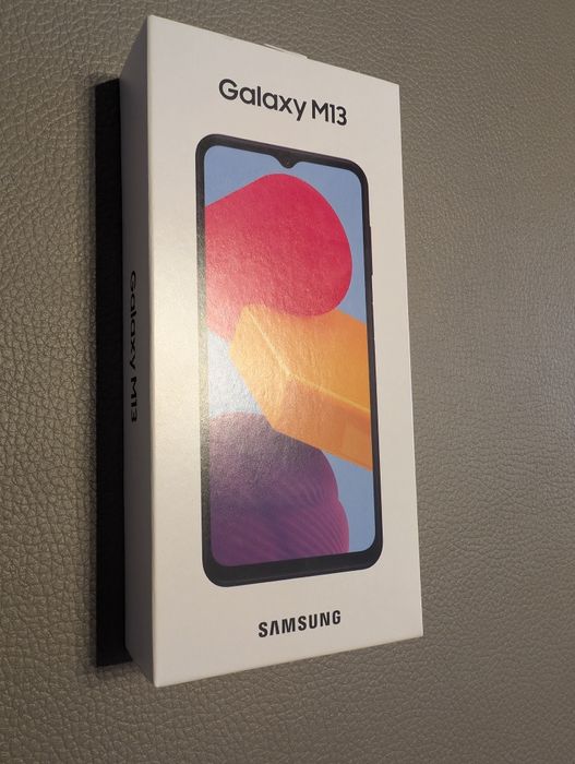 Telemóvel Galaxy M13