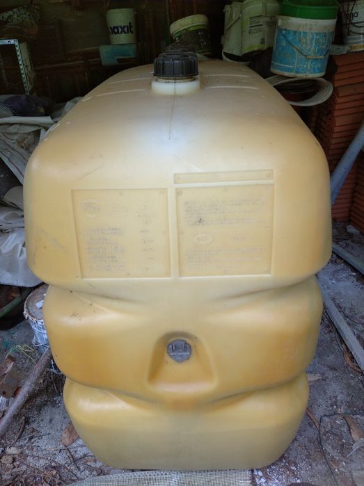 Depósito de gasol 1000L