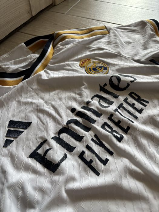 Футбольна форма Реал мадрид