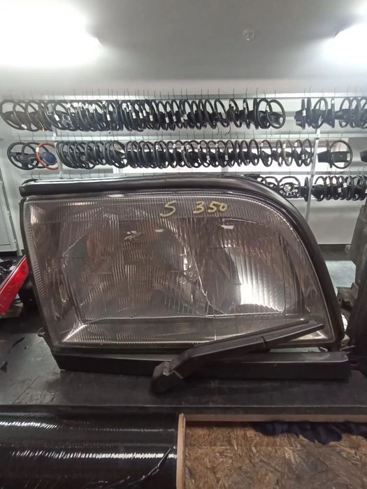 Farol frente Mercedes S350