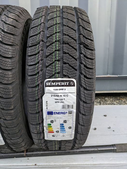 215/65R15C Semperit Van Grip 3 Zima