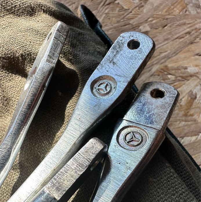 Klucz do dachu hebel W107 R107 ORYGINAŁ