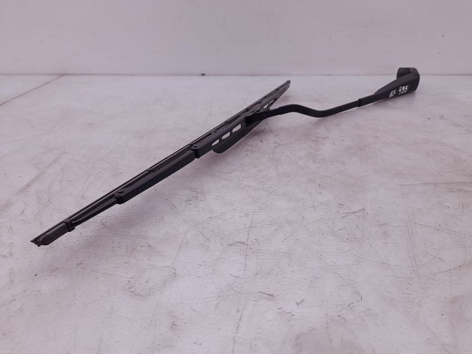 Haste / braço de escova limpa vidros frente esquerda HYUNDAI i20 (PB,