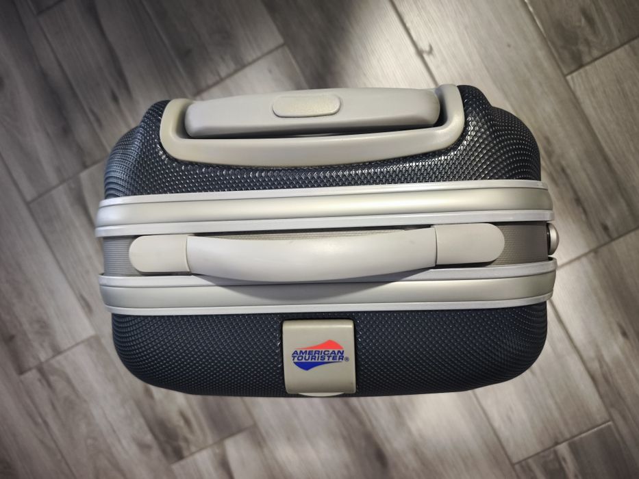 Mala de viagem, alta  qualidade, American tourister rígida