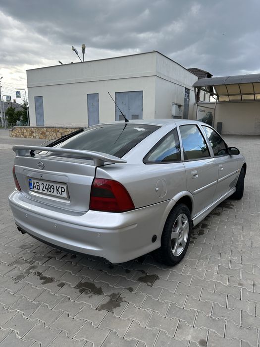 Продам Опель Вектра б 1999р 1.8 газ/бензин