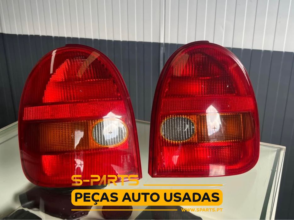 Farolins Opel Corsa B 3 Portas