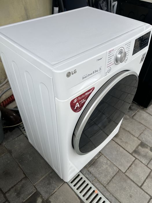 Вузька Пральна машина LG F72J7HY1W, 7 кг, 2019 рік