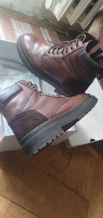 Взуття чоловіче зимове