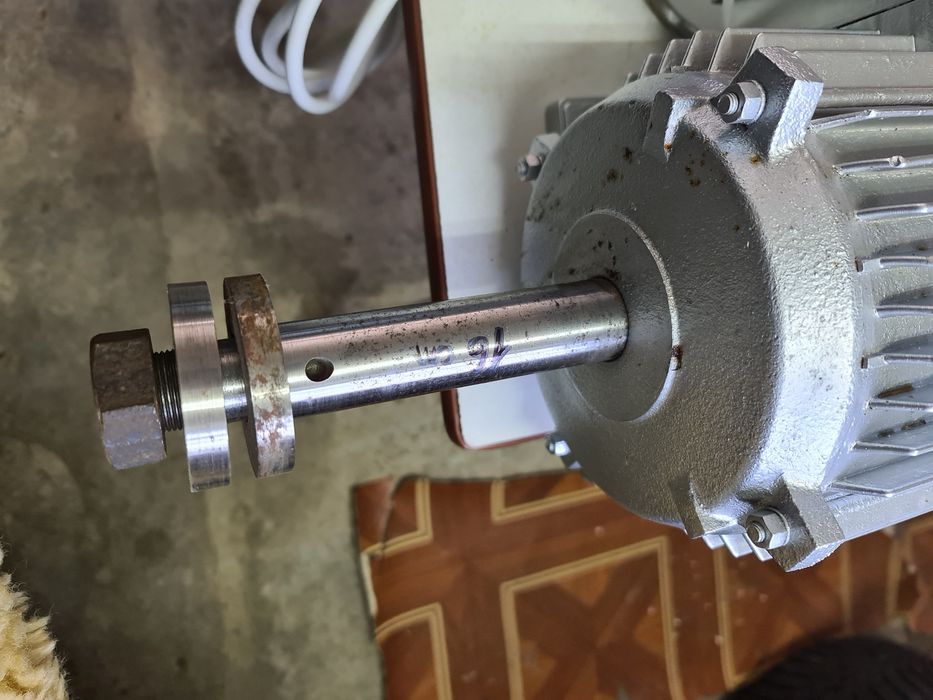 Двигун іспанського виробництва для наждака