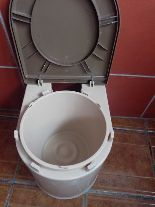WC portátil em plástico