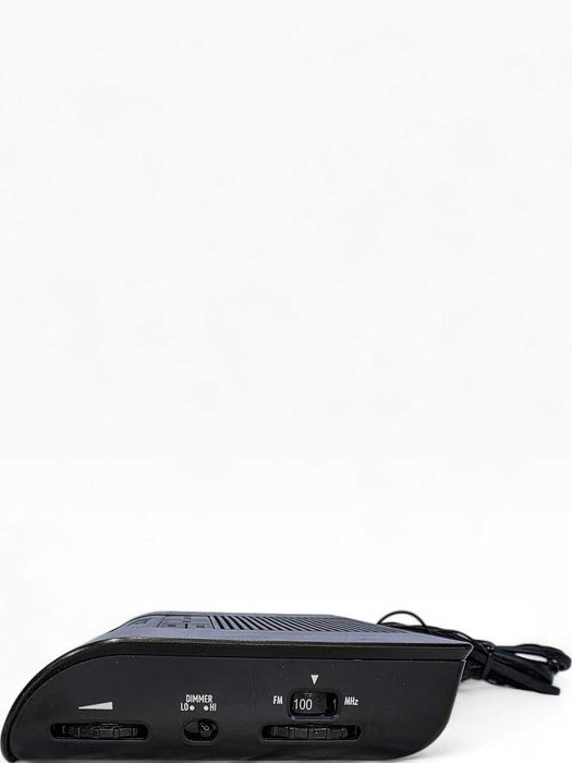 Rádio Despertador GRUNDIG KSC 30 / GKR 31 – FM • Snooze • Dimmer