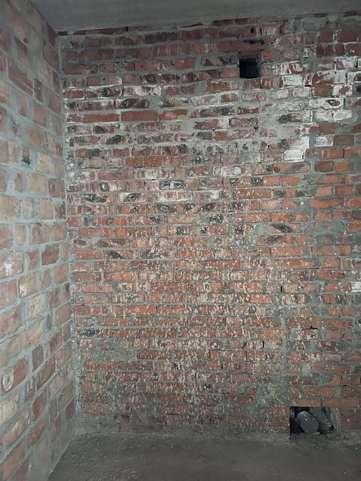 Продам 1к квартиру Південно-Захід в зданому будинку