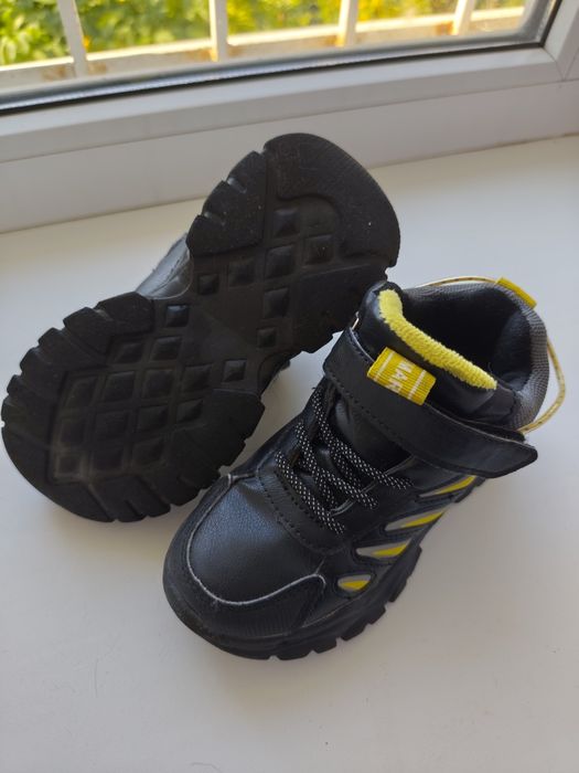 Демі черевики на хлопчика