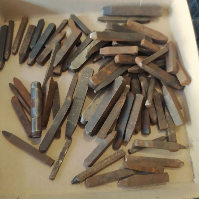 Клейма разные буквы и цифры времени союза 110 шт цена за всё