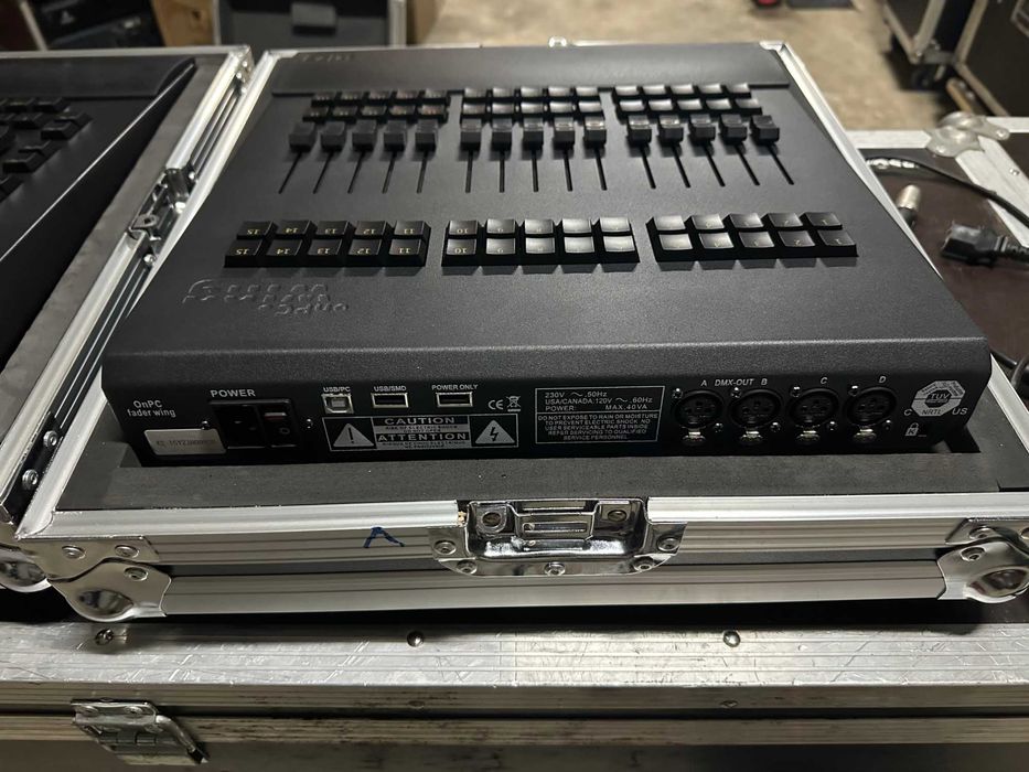 Command/Fader Wing grandMA2