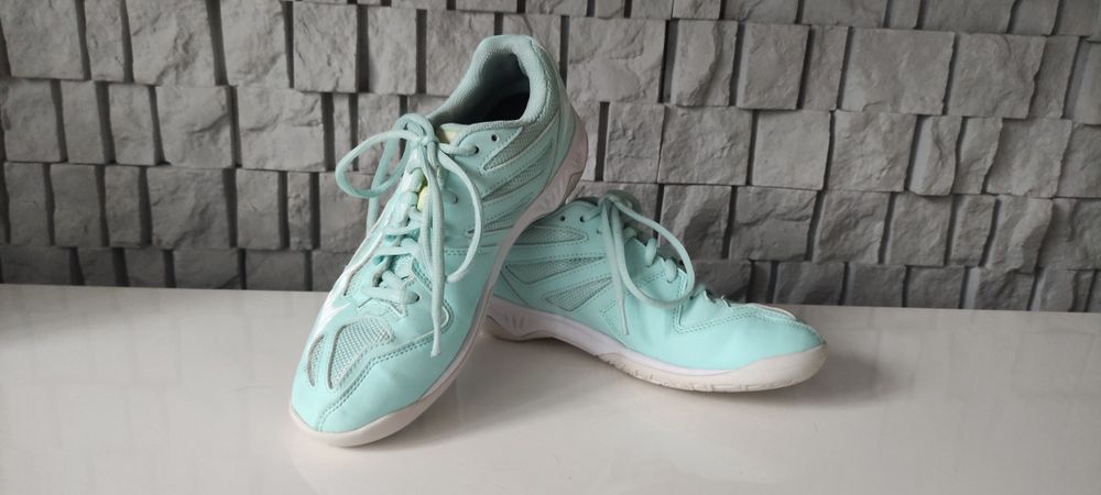 Buty do biegania R.36 Mizuno Thunder Blade 3  V1Gc217026 ręczna ,siatk