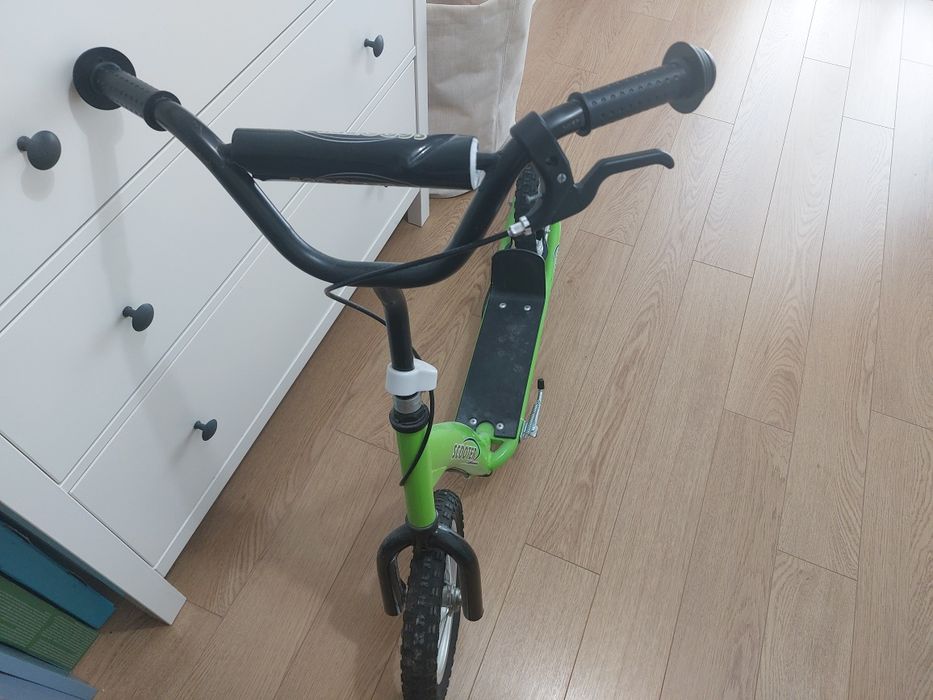 Trotinette com travão
