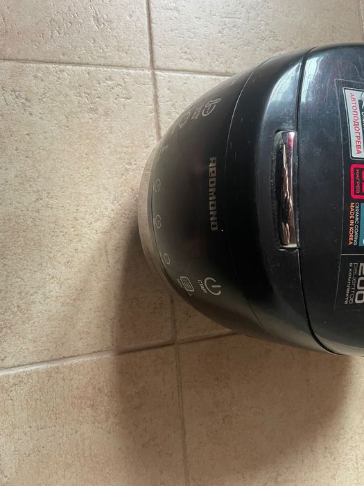 Мультиварка Redmond