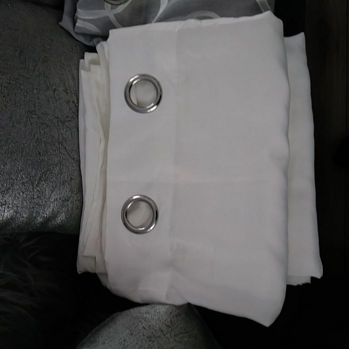 Sliczne zaslony ecru