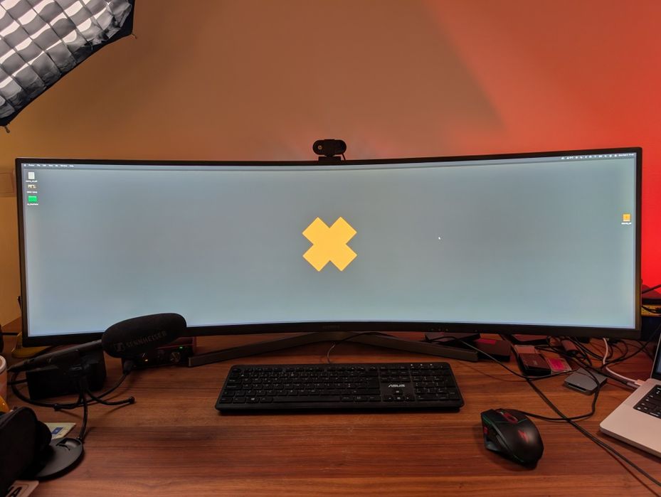 Monitor Curvo 49" Samsung C49RG9x (Oportunidade)