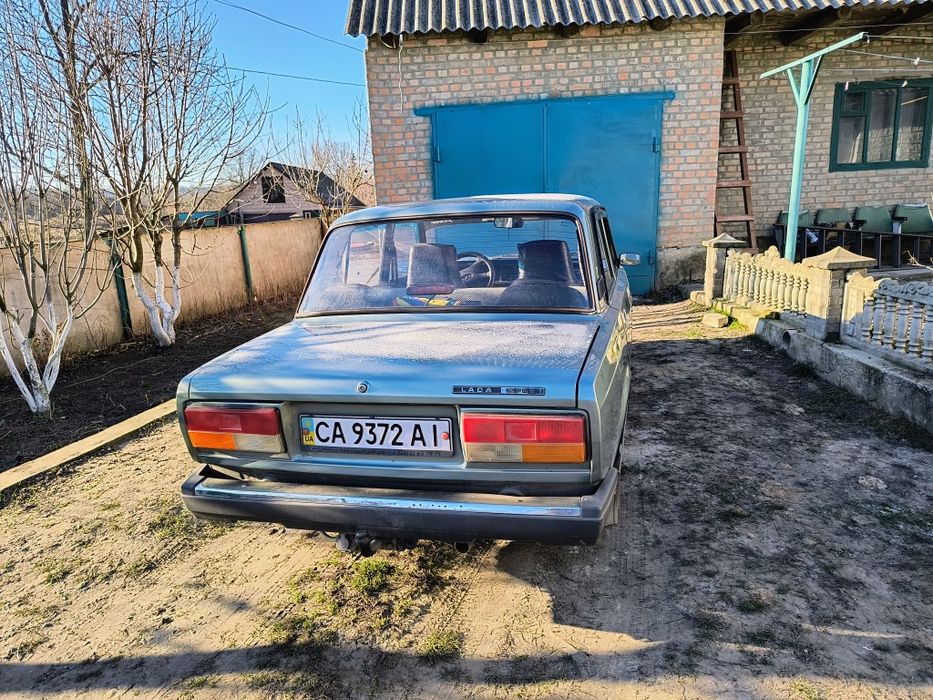 Продам ВАЗ 2107 інжектор