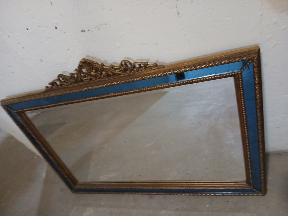 Espelho grande comprido