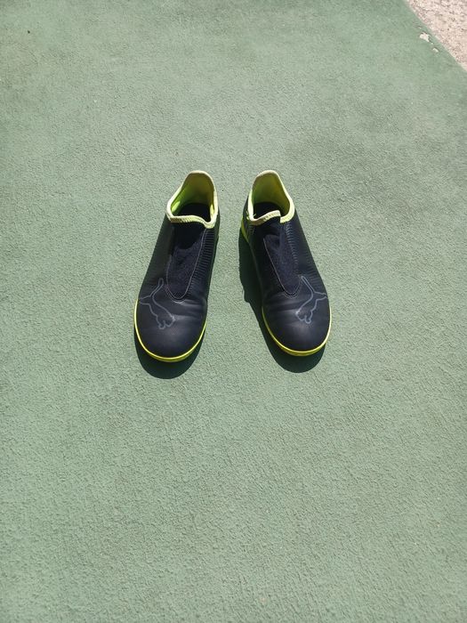 Sapatilhas Puma futsal criança 34.5 ótimo estado